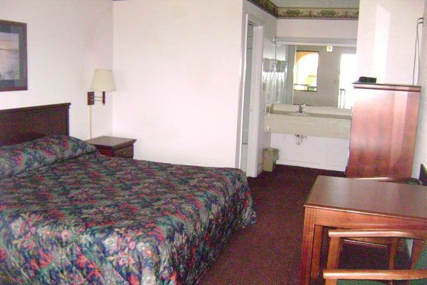 GARDEN INN AND SUITES HOGANSVILLE (Hogansville)